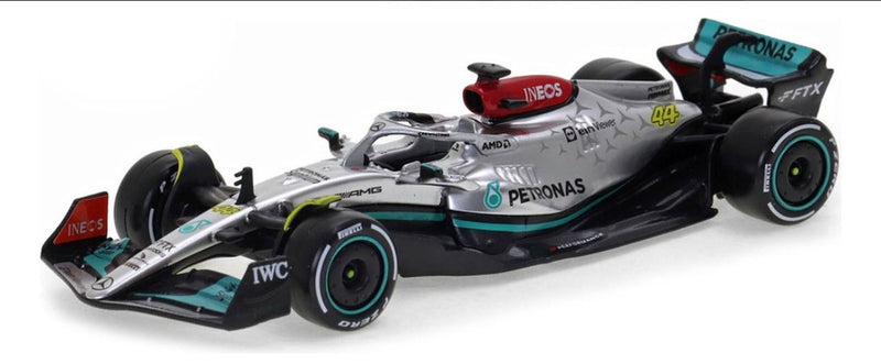 Miniatura F1 Mercedes Benz W13 2022- 1:43 Lewis Hamilton